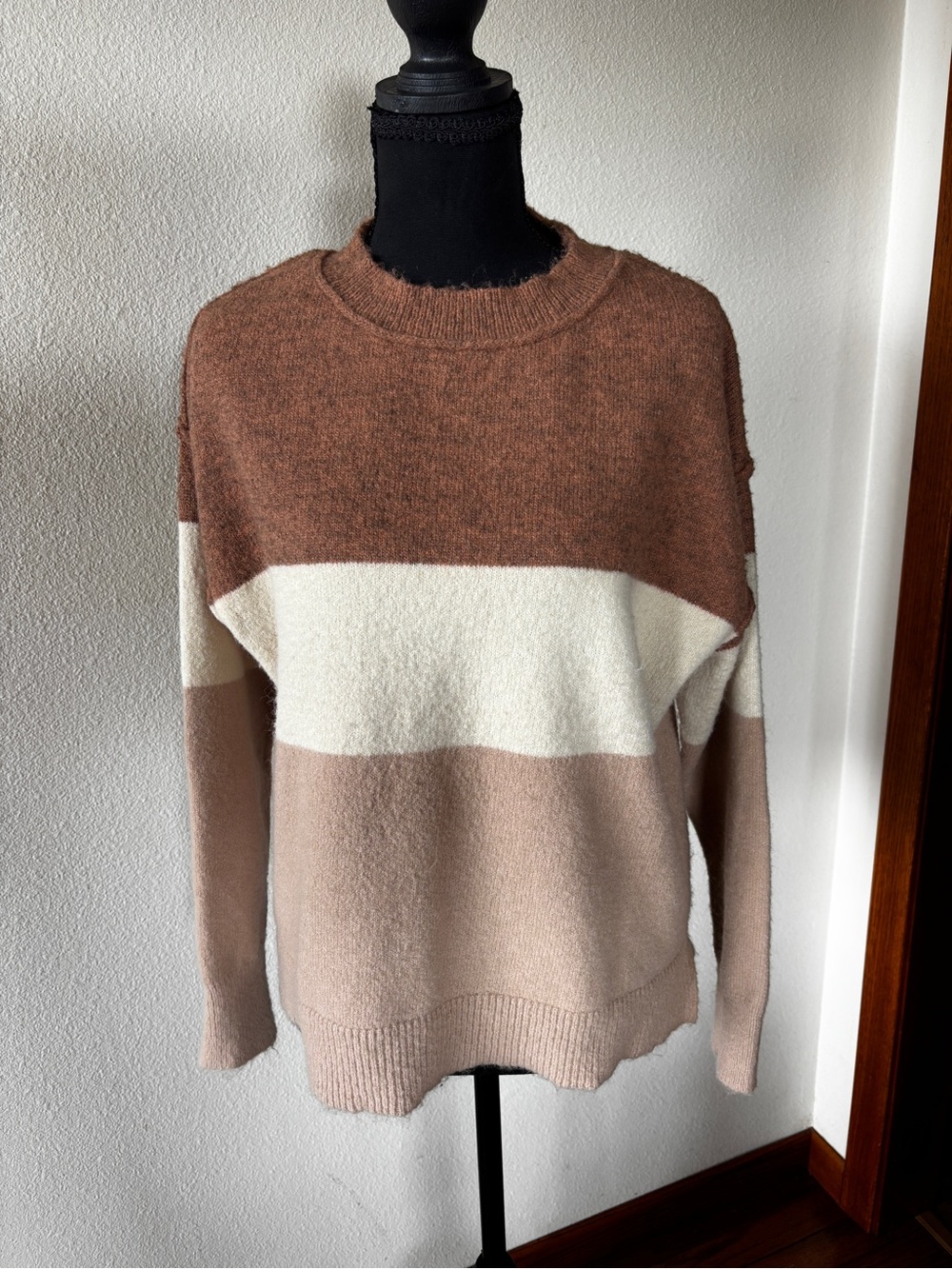 Womens Becool sweater size S/M